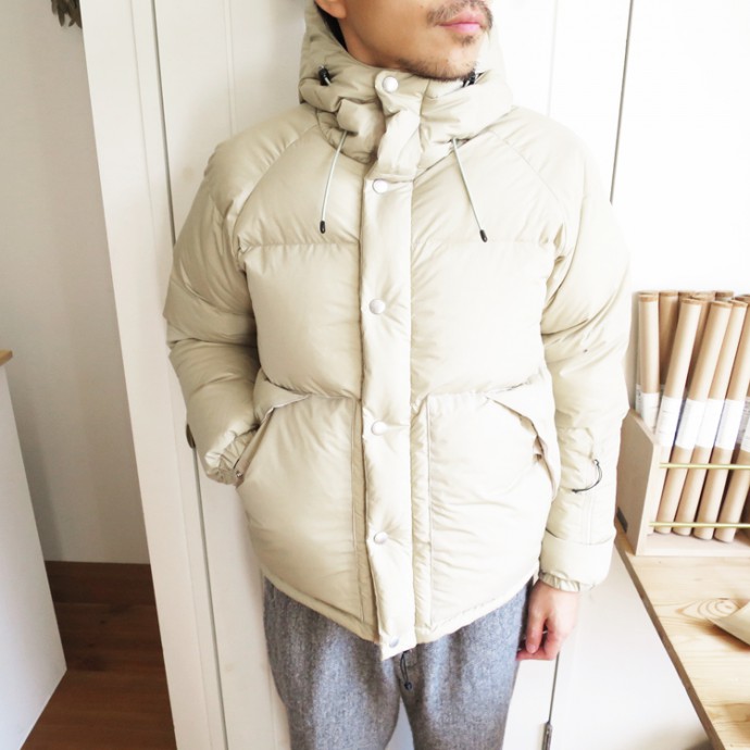 ENDS and MEANS / Down Jacket Beige エンズアンドミーンズ ダウンジャケット ベージュ