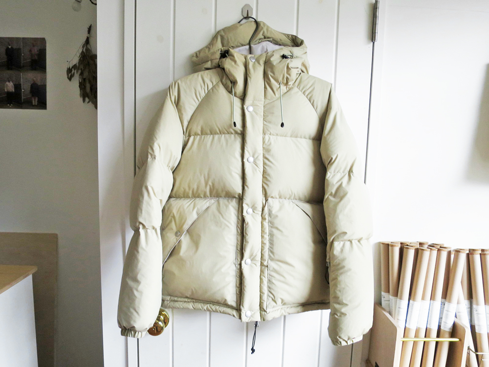 ENDS and MEANS / Down Jacket Beige エンズアンドミーンズ ダウンジャケット ベージュ