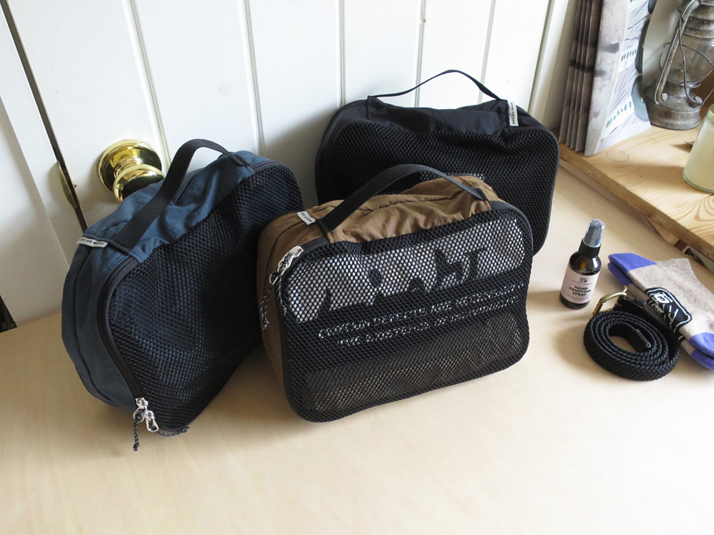 ENDS and MEANS Travel Pouch トラベル ポーチ